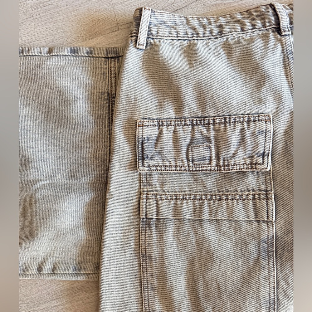 Women’s Wide Leg Jeans - Picture 16 of 16